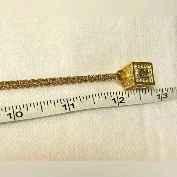 🌺Nina Ricci Official Brand gold  tone charm 🌺 - Picture 8 of 8